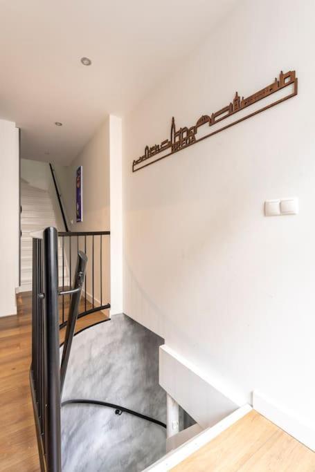 Stylish Apartments In The Heart Of Breda City Center ภายนอก รูปภาพ