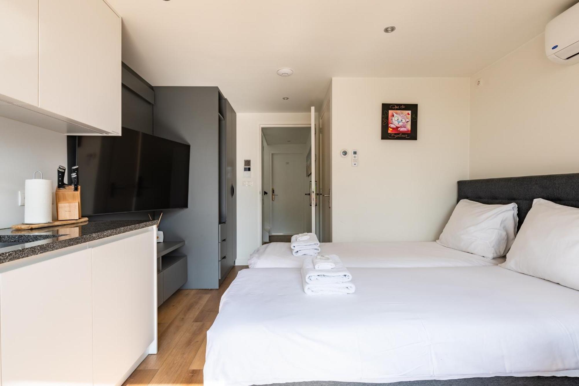 Stylish Apartments In The Heart Of Breda City Center ภายนอก รูปภาพ